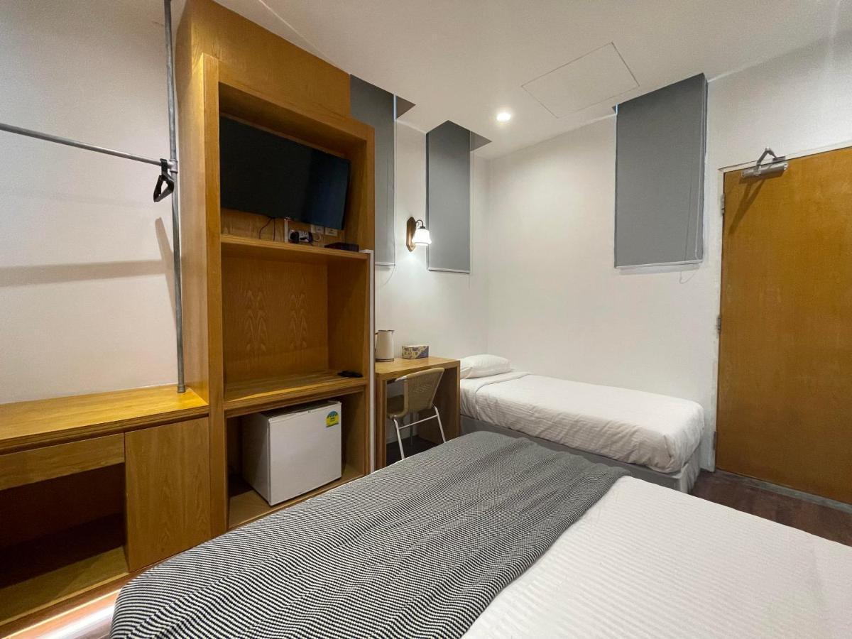 Отель The Assembly Place, A Co-Living At Mayo Сингапур Экстерьер фото